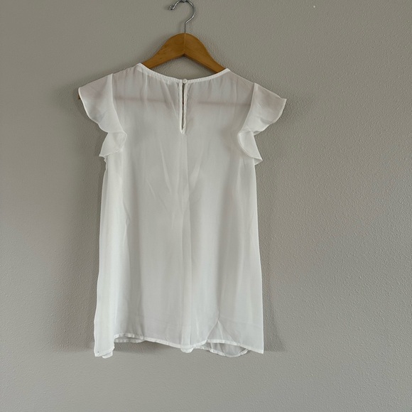 Fun 2 Fun White Flutter Sleeve Ruffled Blouse - Picture 2 of 2